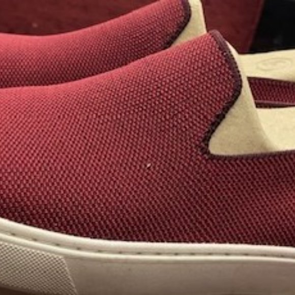 Rothy’s Slip On Low Top Sneakers in Garnet – Size 9 - Picture 2 of 7